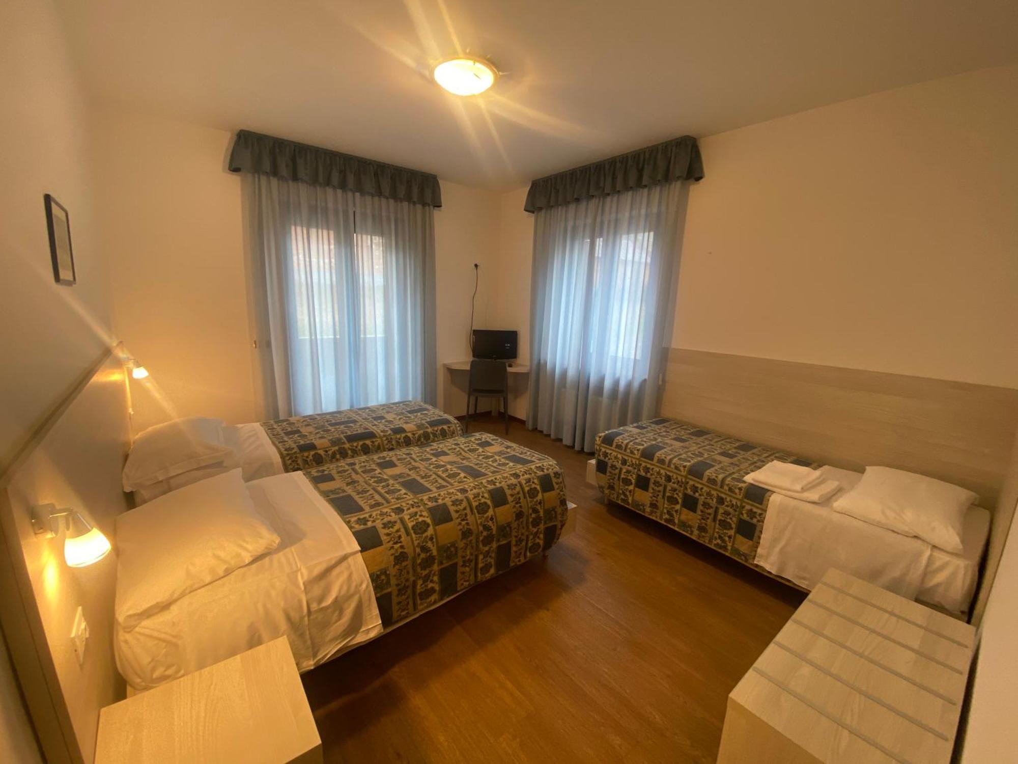 Hotel International Tarvisio Habitación foto